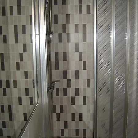 Pr Tambre Guest house