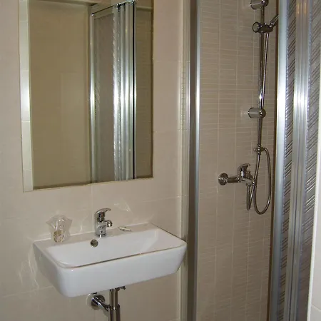 Pr Tambre Guest house